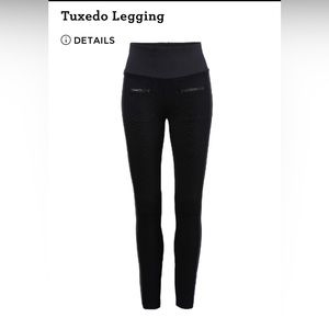 Cabi Tuxedo Legging, NWOT. Size Small.